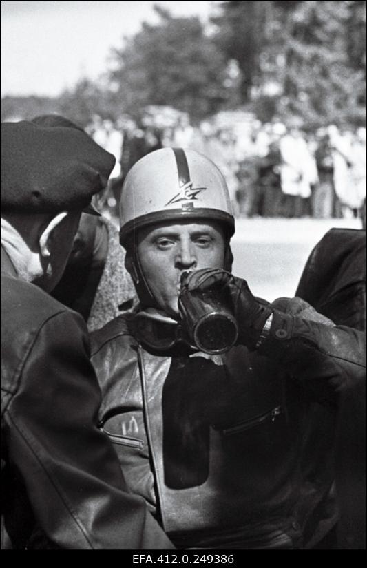 NSV Liidu meistrivõistlused ringrajasõidus (II etapp).