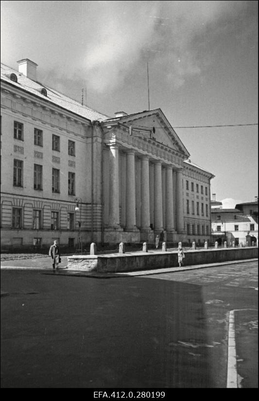 Tartu TRÜ peahoone.