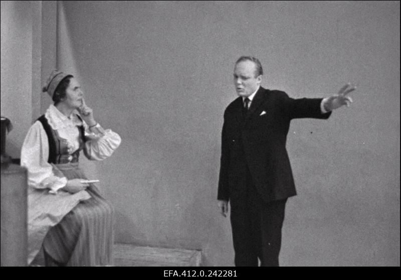 Tallinna Kaubamaja töötajate nääripeol.