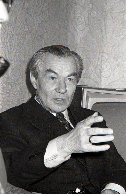 Tõlkija ja toimetaja Otto Samma.