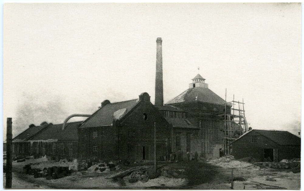 Vaade Abja Värnitsa- ja Linatööstuse Ühisuse tehasehoonele.