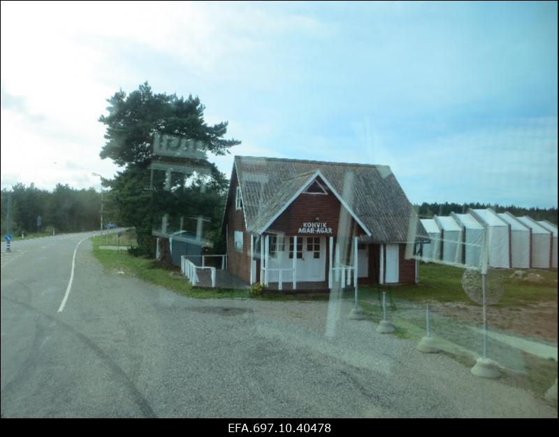 Triigi sadam. Hooned sadamas.