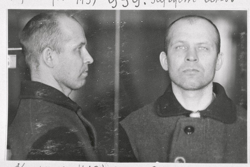 Nõukogude Liidust salaja Eestisse kehtiva korra vastu väljaastumisi organiseerima suunatud, 1930.a. 8 aastaks sunnitööle mõistetud Villem Juhani poeg Kuusik enne vabastamist ja Nõukogude Liitu välja saatmist.