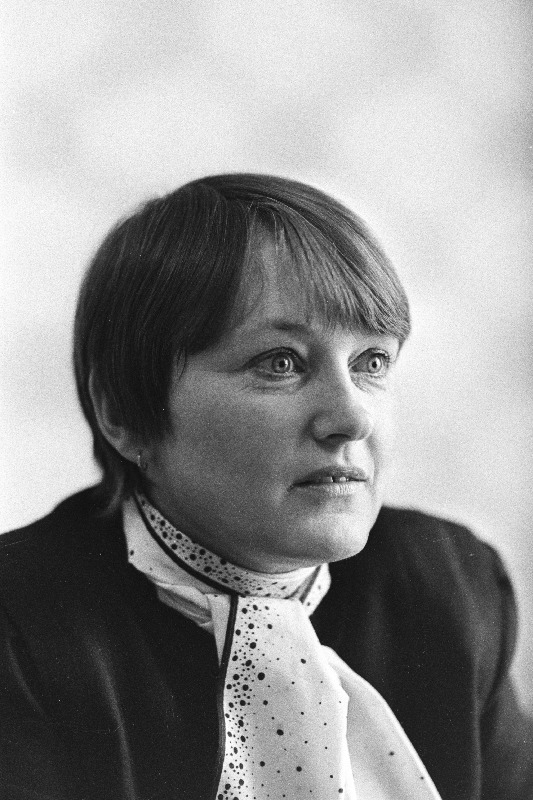 Tallinna Lenini rajooni alaealiste asjade komisjoni vastutav sekretär Tiina Krõlova.
