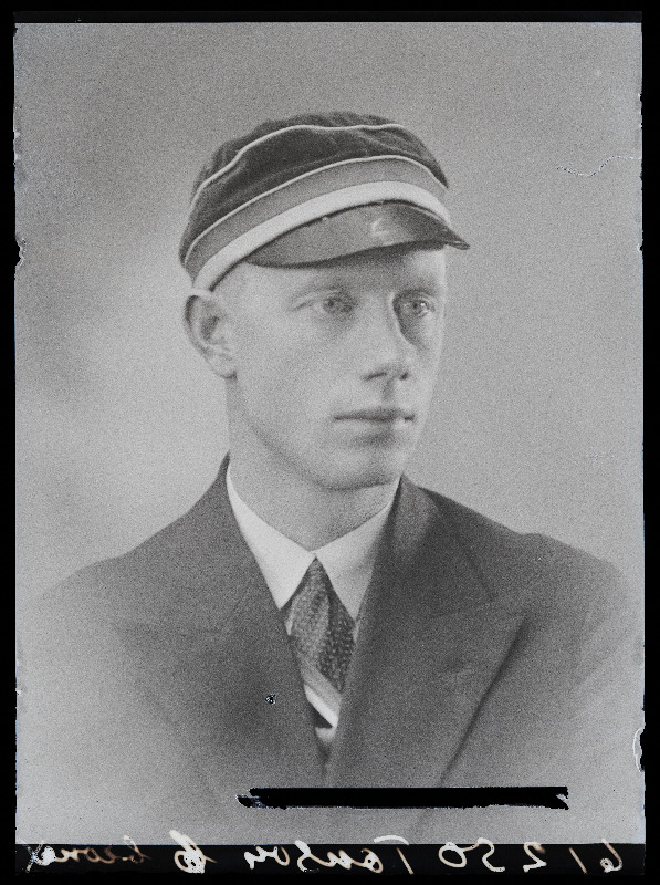 Teklis Tõnson.