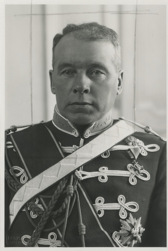 Gustav Jonson, eesti sõjaväelane, ratsapolgu ülem, kindral-major, sisekaitseülem, portreefoto