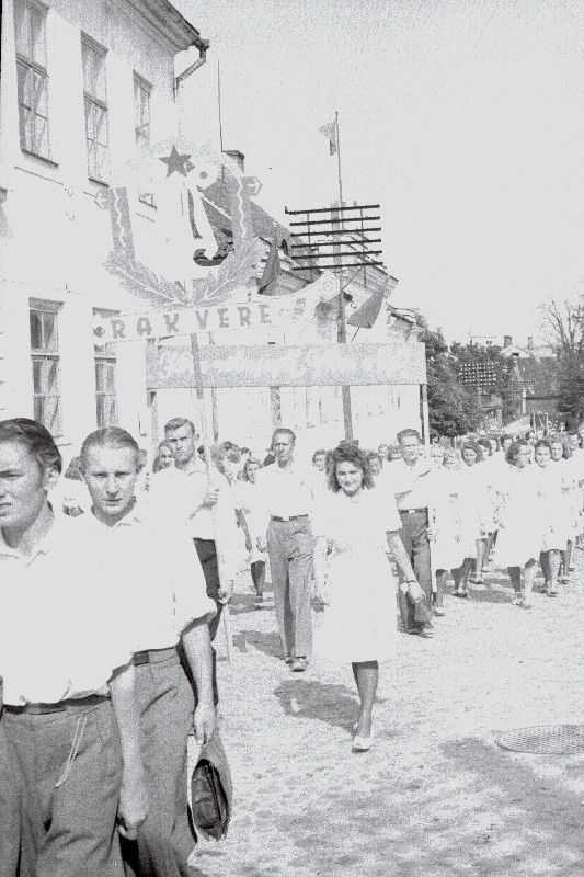 Rakvere laulupäev. Lauljate rongkäik.
