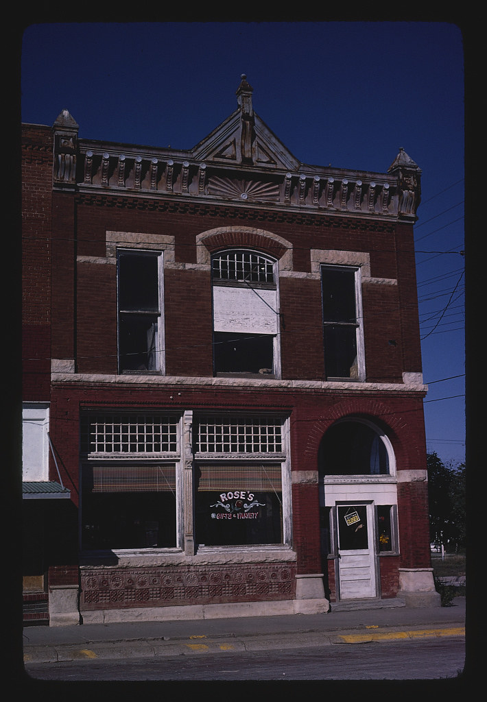 Commercial building, Ottawa, Kansas (LOC)