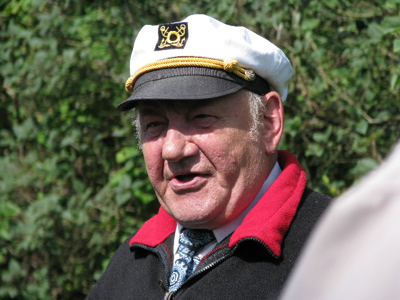 Piirissaare giid, Piiri küla elanik Leevi Sakk.