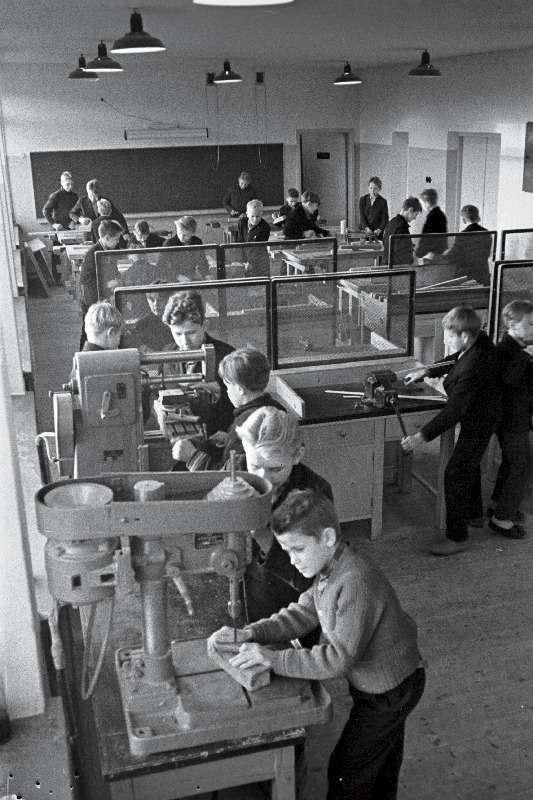 Tööõpetuse klass Häädemeeste keskkoolis.
