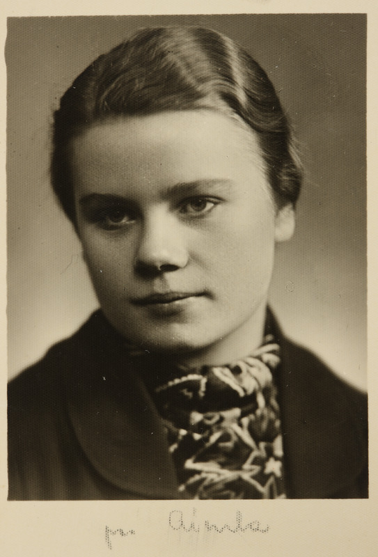 Eesti üliõpilaste seltsi "Veljesto" liige pr. Aimla