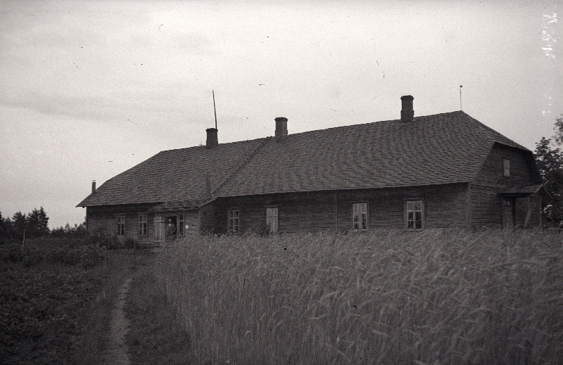 Rääka 4-kl algkooli hoone Taevere vallas.