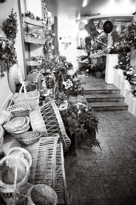 Lillekaupluse “Kuivajõe PÜ” sisevaade.