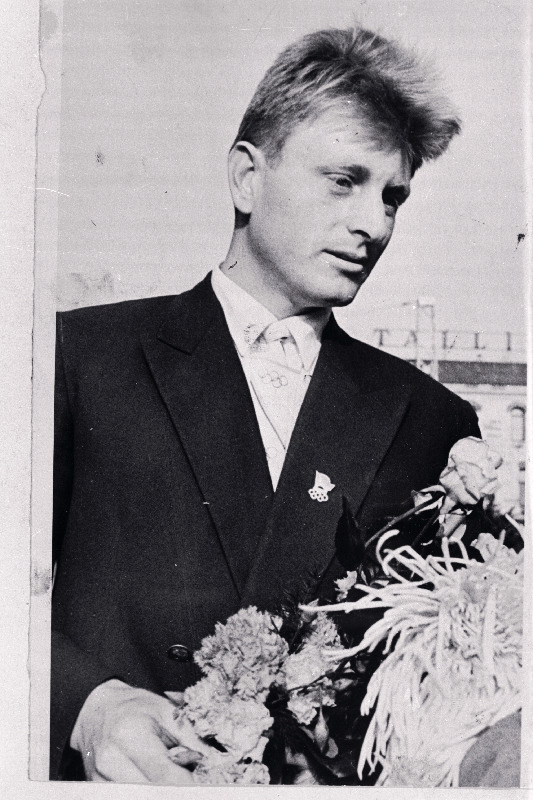 Tšutšelov, A.- purjesportlane.