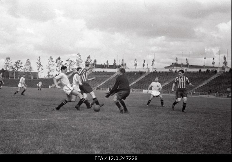 Spordimärkmik 22.07.1956: jalgpallivõistlus.