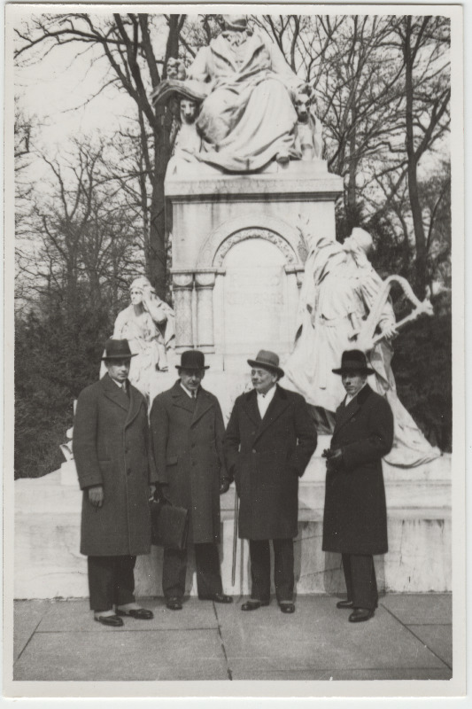 Eduard Virgo koos kaaslaste-kolleegidega tööreisil Berliinis