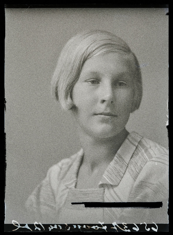 Karin Joonson (Szlezak).