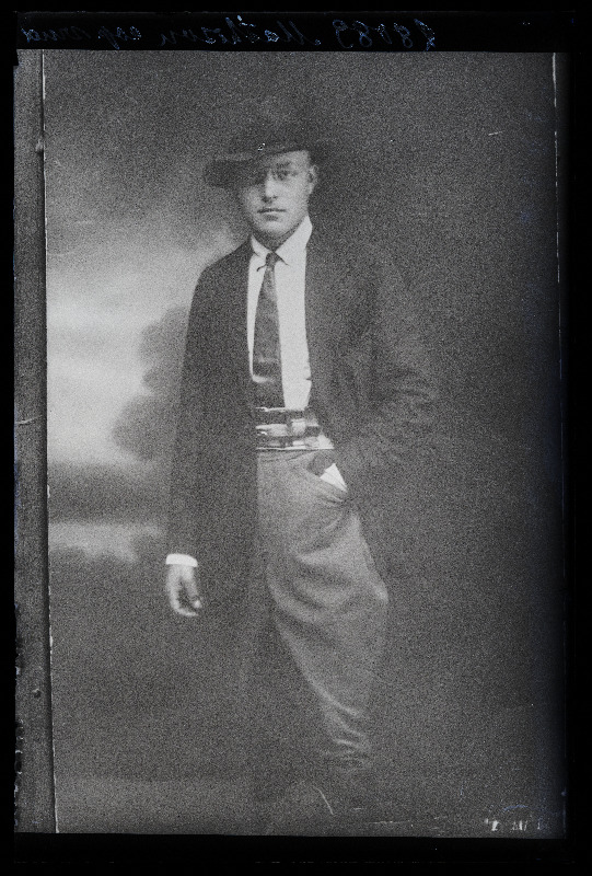 Mehe foto, (24.12.1918 fotokoopia, tellija Mathiesen).