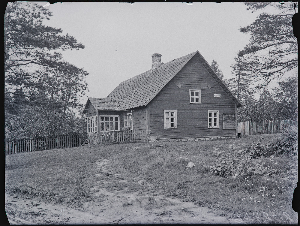 Rutikvere vallamaja.