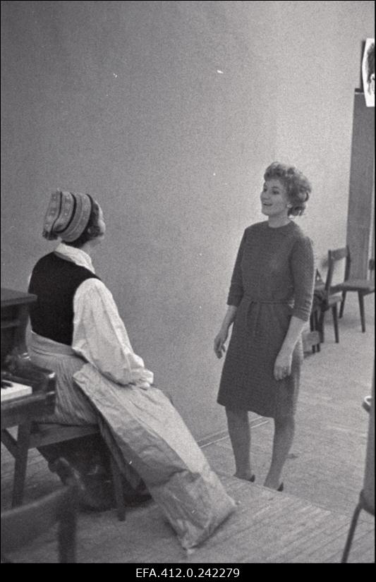 Tallinna Kaubamaja töötajate nääripeol.