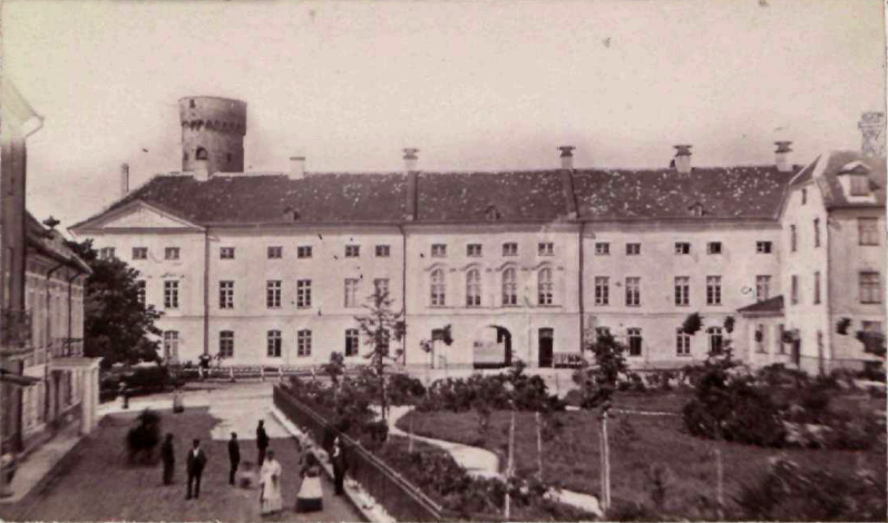 Toompea loss1 - Administrative building of the Governorate of Estonia, part of the Toompea Castle. The Alexander Nevsky Cathedral was later (1894–1900) built into the park seen in the foreground.