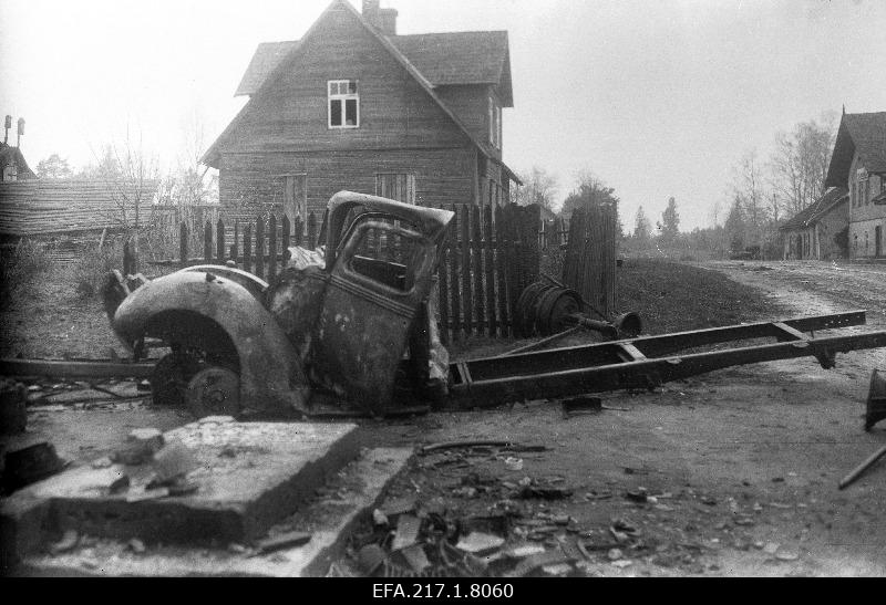 Saksa auto rusud Karulas.