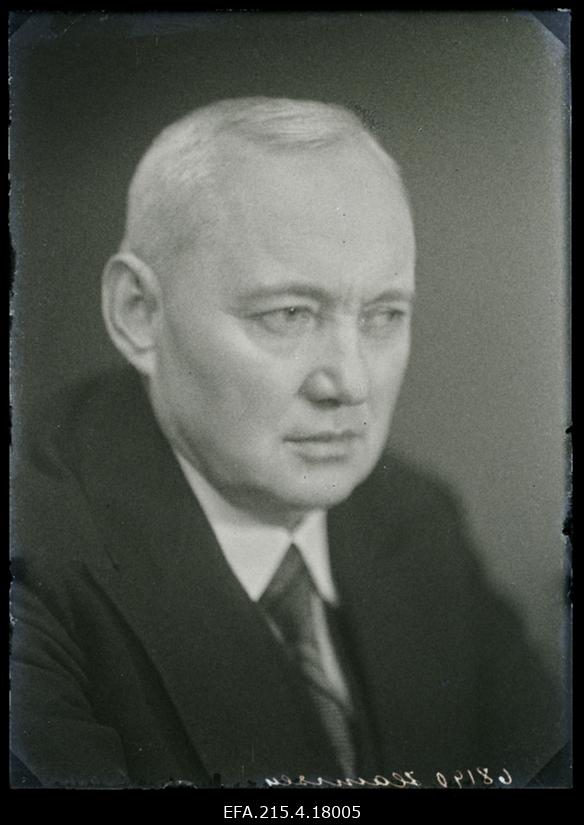 Tallinna Draamateatri näitleja Leopold Hansen.
