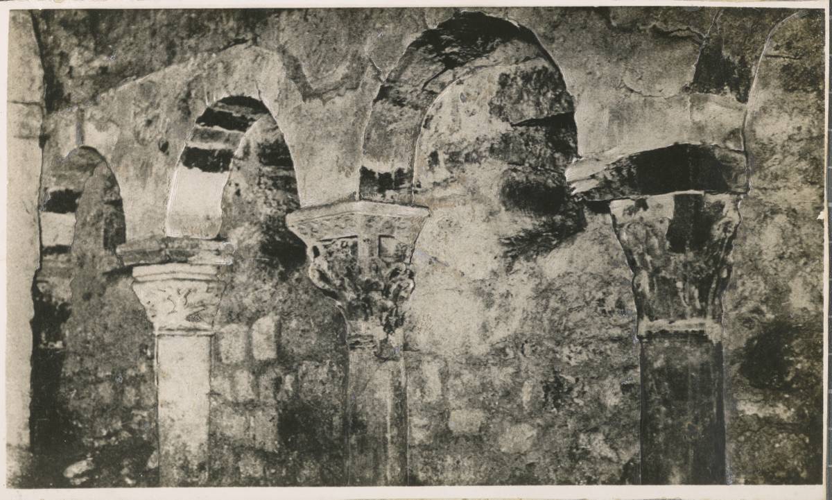 [Cloister] - Detail of a cloister