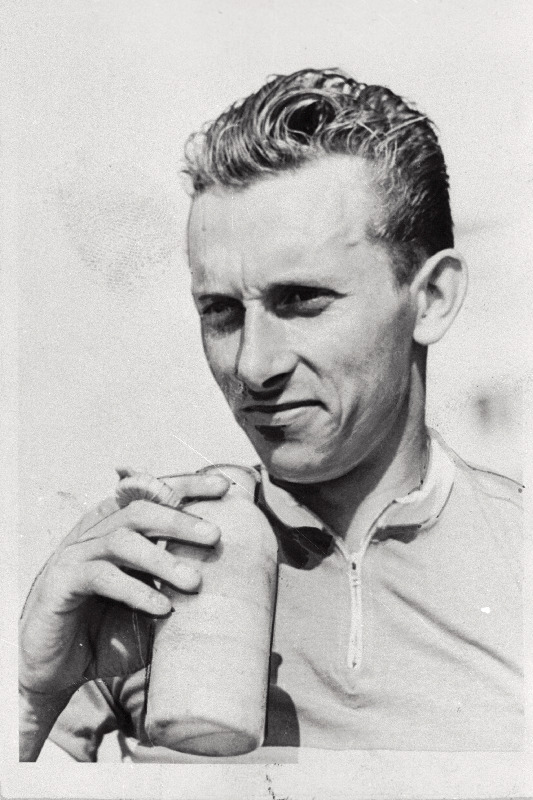 Eesti NSV koondmeeskonna jalgrattur NSV Liidu rahvaste III spartakiaadil Ants Tombak.