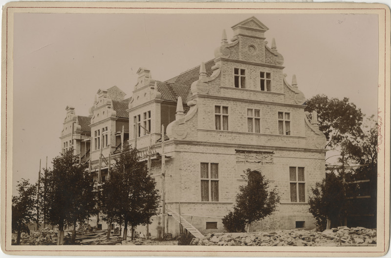 Ungru loss ehitamisjärgus