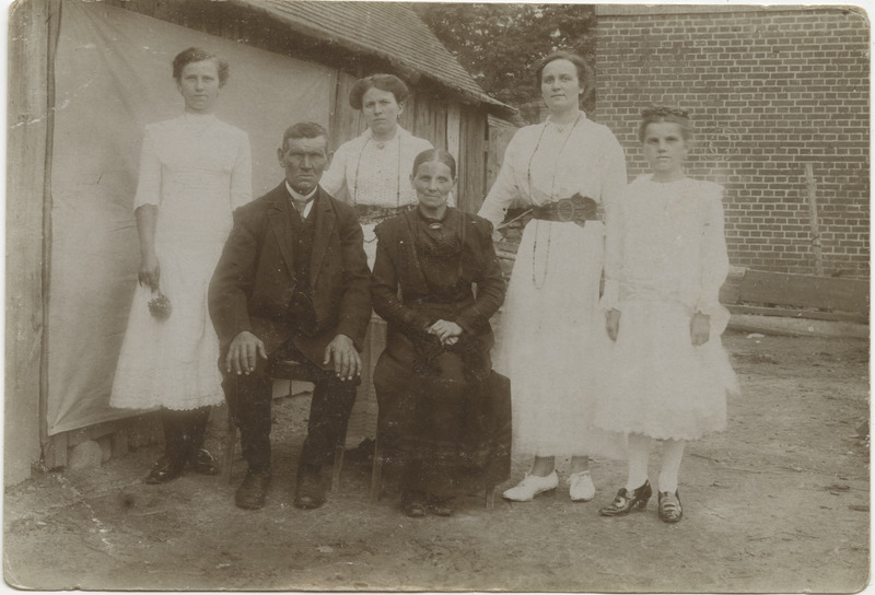 Foto pulmas. H. Ivani sugulased/tuttavad