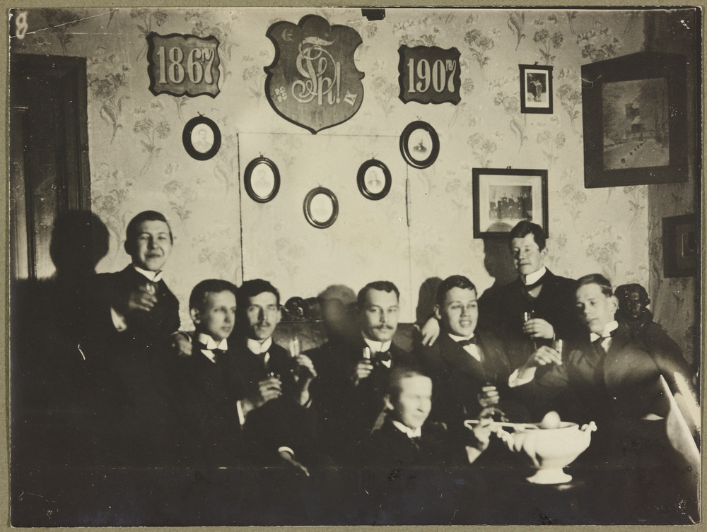 Usuteaduse Üliõpilaste Seltsi coetus 1915. või 1916. aastal
