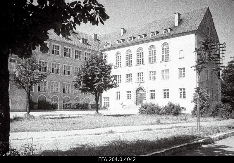 Tallinna 17. Keskkooli hoone.
