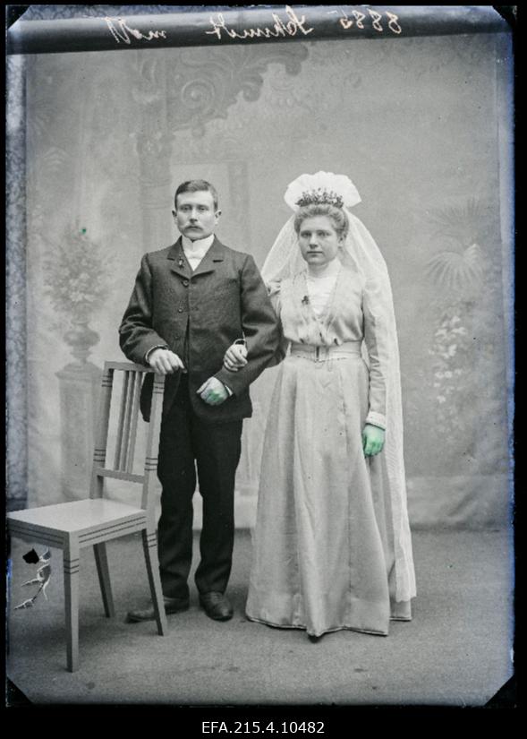 Pruutpaar Joseph Schmidt [Smitt] ja Anna Marie.
