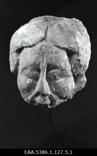 Skulptuur Tartu Jaani kirikust