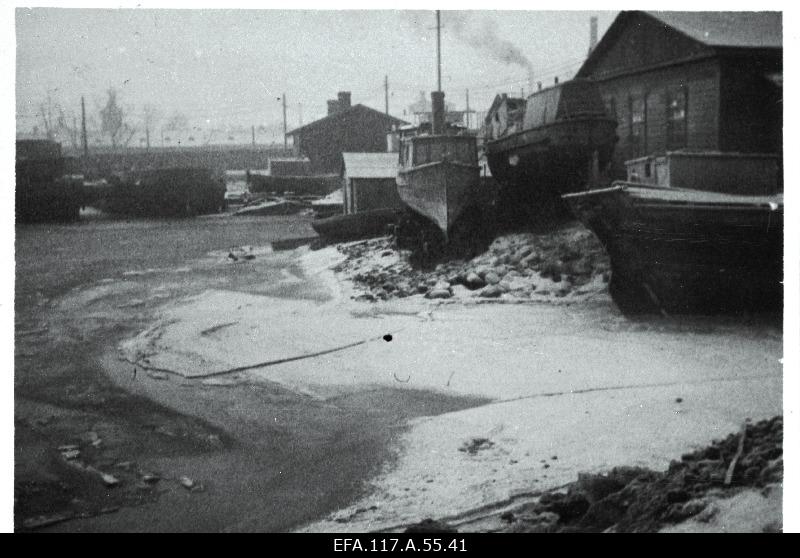 Vaade vanale ellingule Sadamatehaste basseinis.