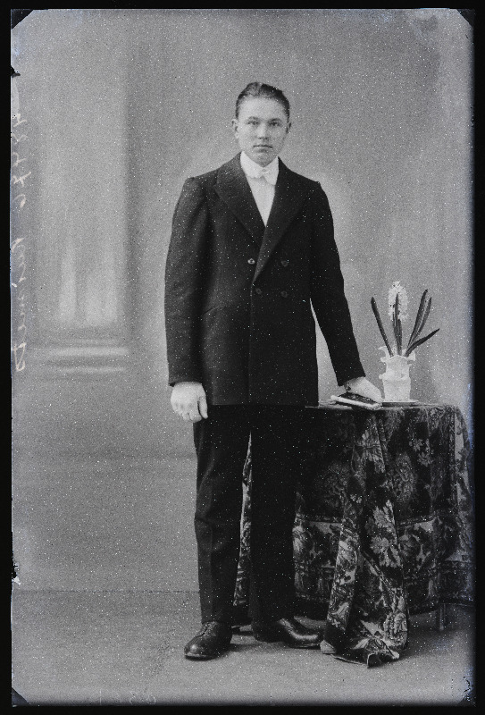 Leerilaps Jaan Kuimets.