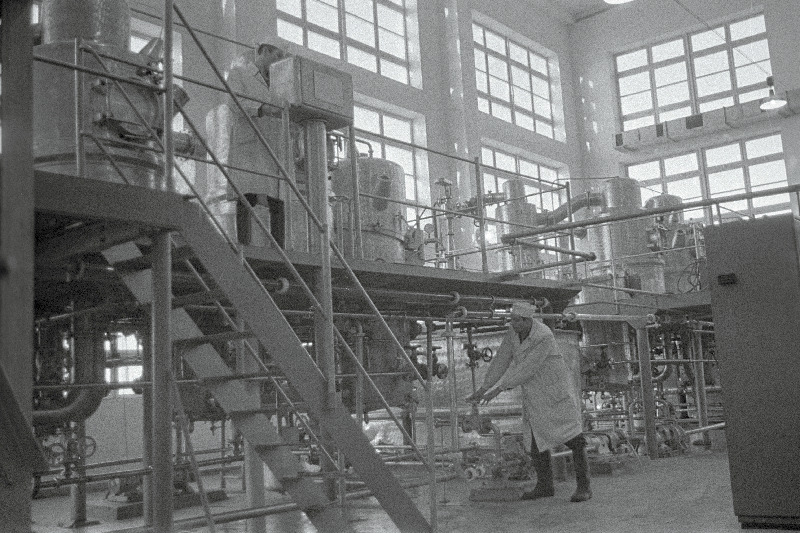 Vaade Viljandi Piimatoodete kombinaadi piimapulbri tootmise tsehhi.