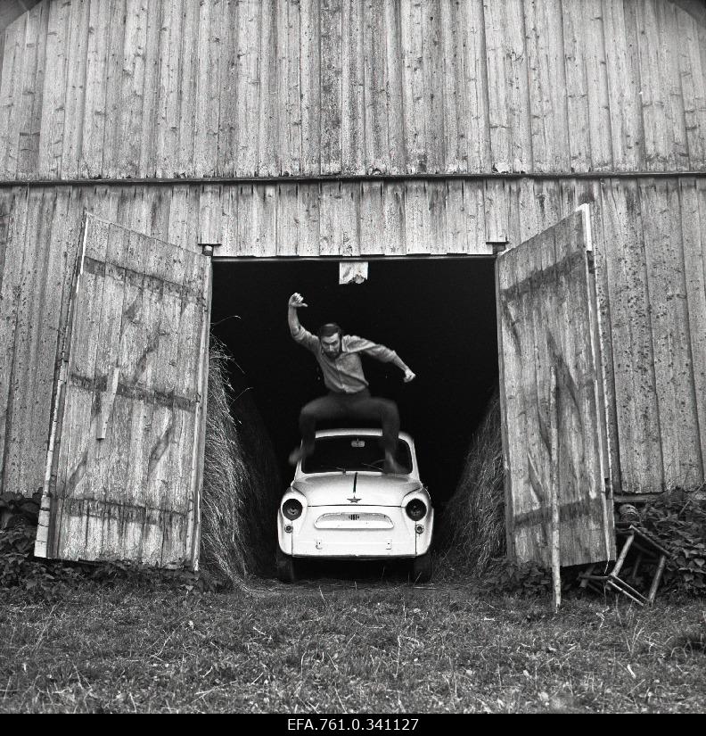 Stuudio "Tallinnfilm" muusikaline lastefilm "Nukitsamees" filmivõtted. Operaator Ago Ruus.