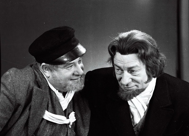 Stseen A.H. Tammsaare Tõe ja õiguse 1.köite dramatiseeringust Vargamäe. Andres Paas - Valdeko Ratassepp, Pearu - Olev Tinn.
