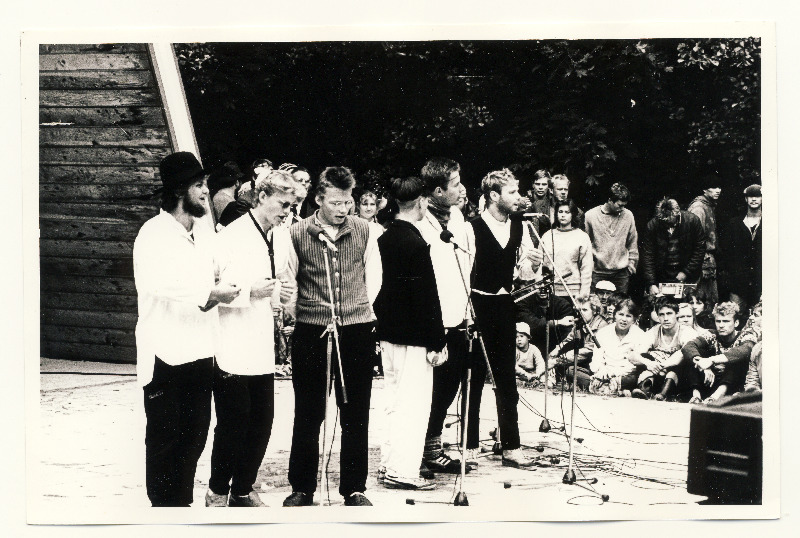 EÜE-87 Festival Varblas III. Esineb Eisma rühm