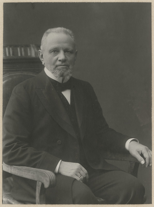 Vanem mees, portreefoto