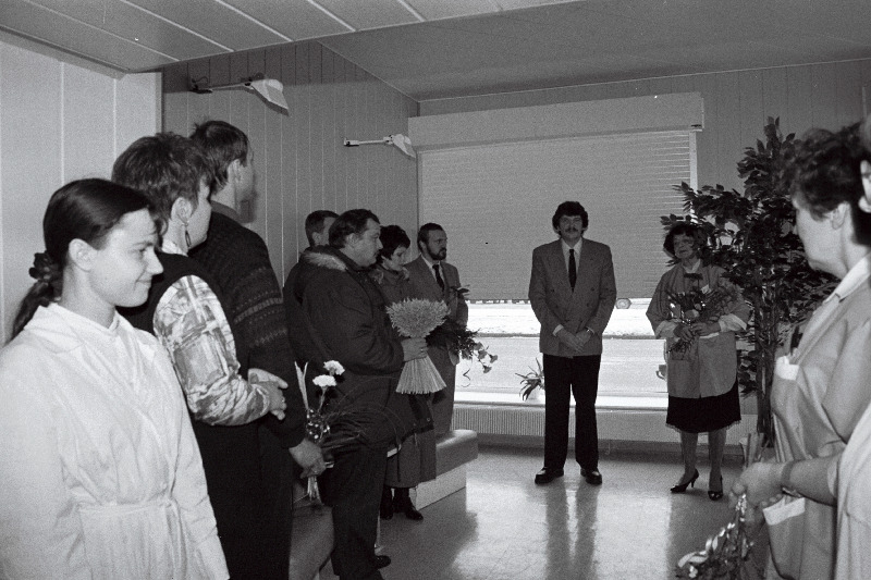 Viljandi Hambakliiniku registratuuri avamine pärast remonti.