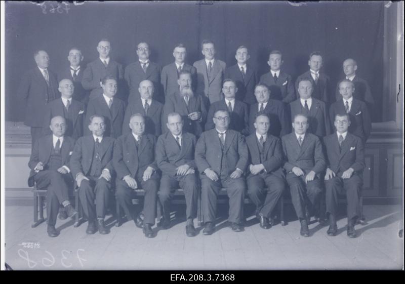 Grupp Paide Seltskondliku Klubi liikmeid.