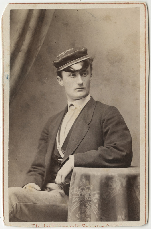 Korporatsioon "Estonia" liige parun Ernst Tiesenhausen, portreefoto