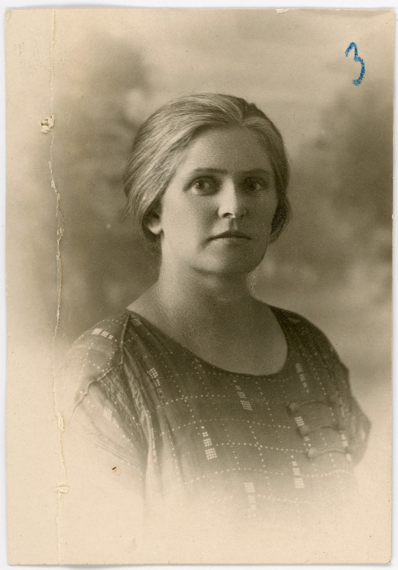 Julie Jüri t Miel