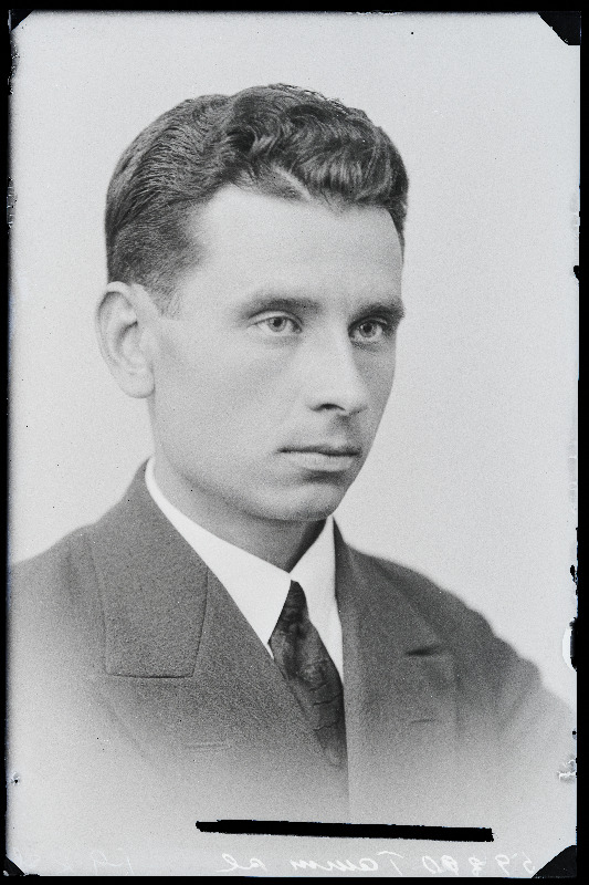 August Tamm.