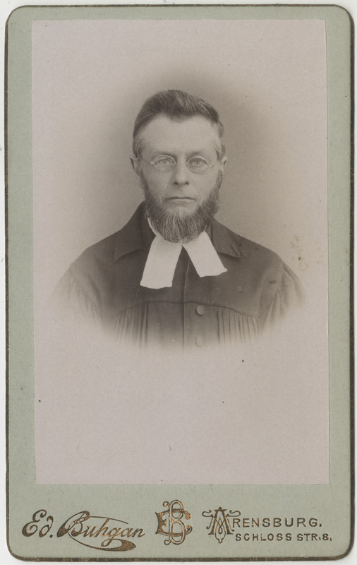 Mustjala pastor August Eberhard, portreefoto