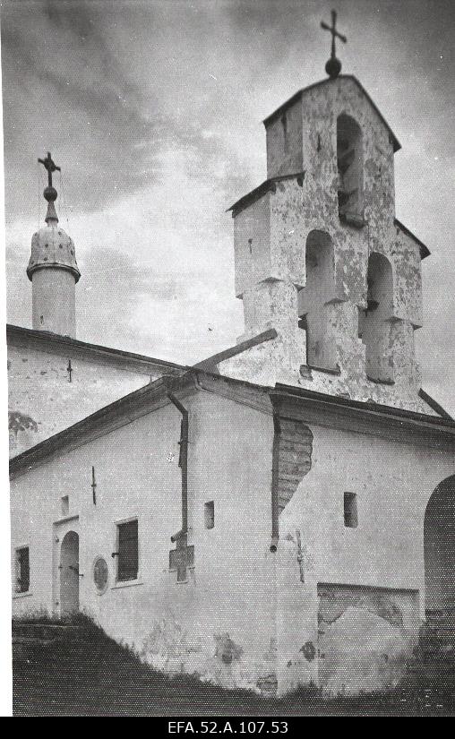 Petseri kloostri Nikolai kiriku kellatorn.