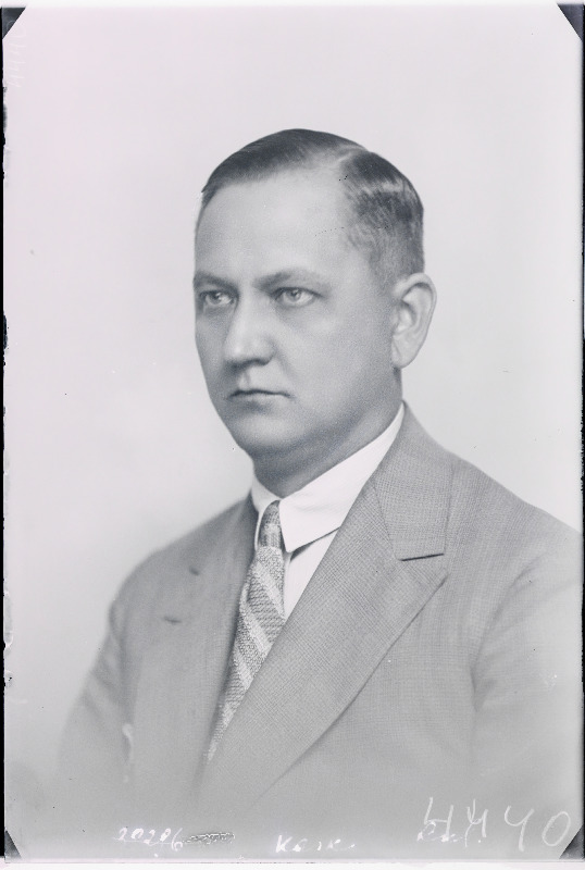 Kask, Oskar - Eesti omavalitsuse ja poliitikategelane, 1926.a.III ja IV Riigikogu liige.